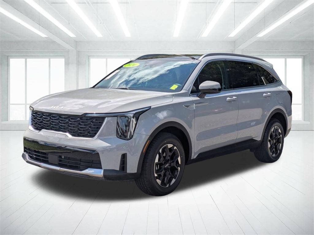 used 2024 Kia Sorento car, priced at $29,640