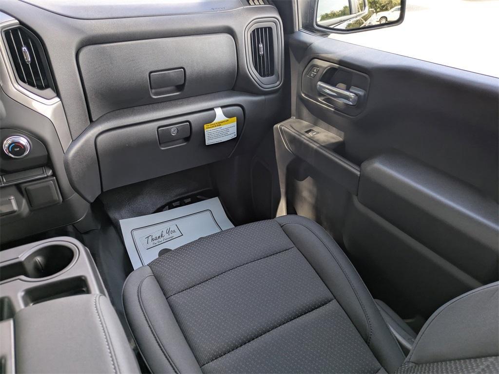 new 2026 GMC Sierra 1500 car, priced at $41,298