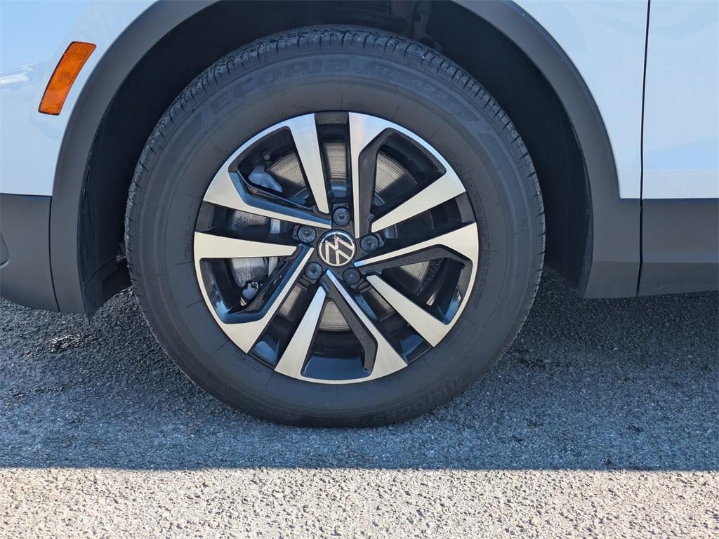 used 2024 Volkswagen Tiguan car, priced at $22,000