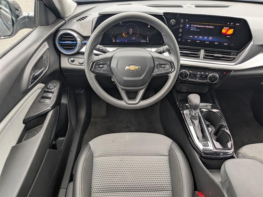 used 2024 Chevrolet Trax car, priced at $19,859