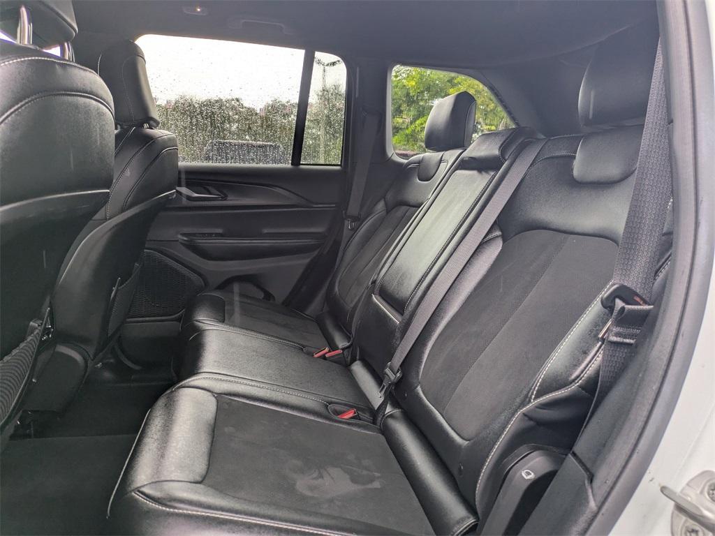 used 2024 Jeep Grand Cherokee car, priced at $28,000