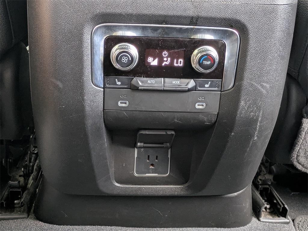 used 2023 GMC Yukon XL car, priced at $63,991
