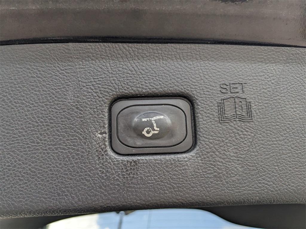 used 2023 Ford Edge car, priced at $24,221