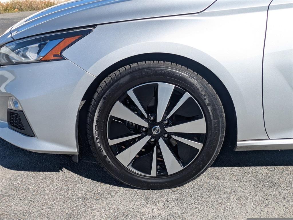 used 2022 Nissan Altima car, priced at $18,400