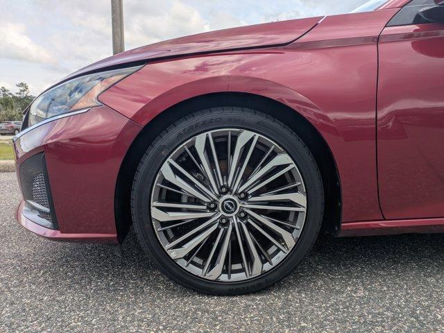 used 2023 Nissan Altima car, priced at $20,288