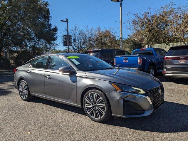 used 2023 Nissan Altima car, priced at $22,269