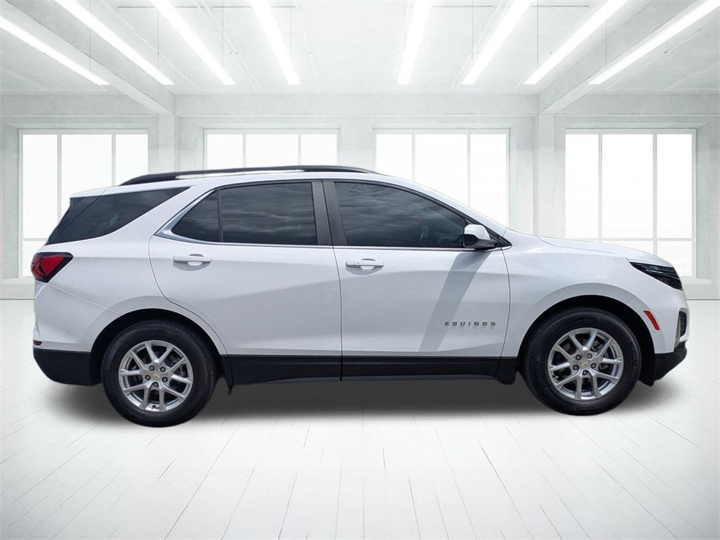 used 2022 Chevrolet Equinox car, priced at $19,504