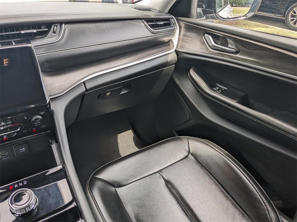 used 2023 Jeep Grand Cherokee car, priced at $29,998