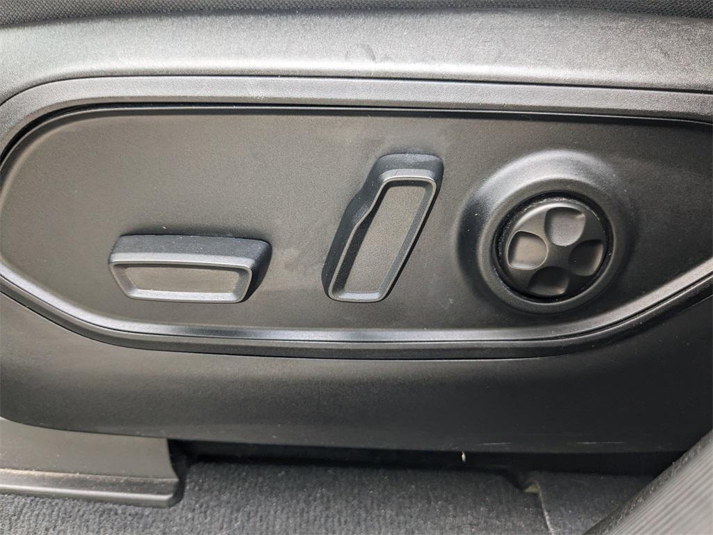 used 2023 Jeep Grand Cherokee car, priced at $29,998