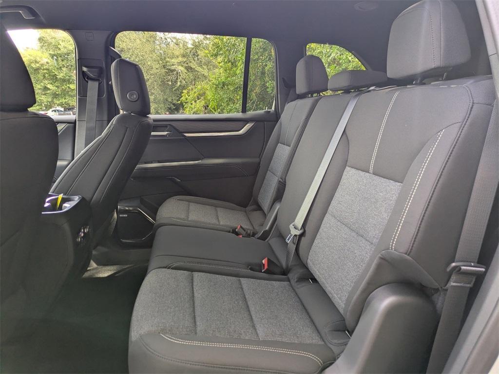 new 2026 GMC Acadia car, priced at $41,036