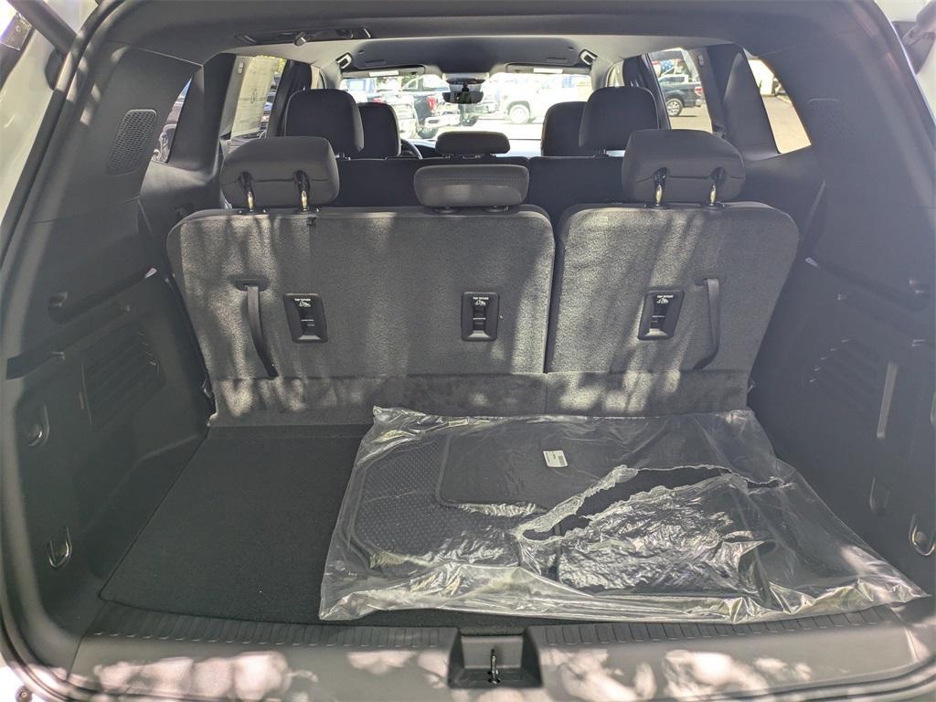 new 2026 GMC Acadia car, priced at $41,036