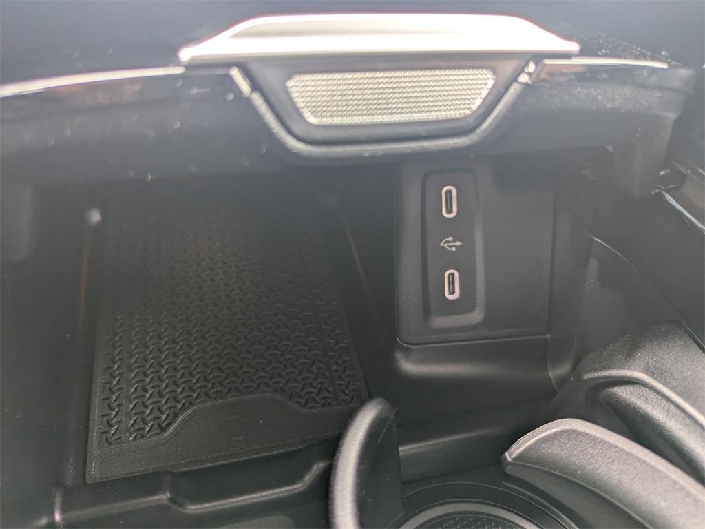used 2021 GMC Sierra 1500 car, priced at $42,991
