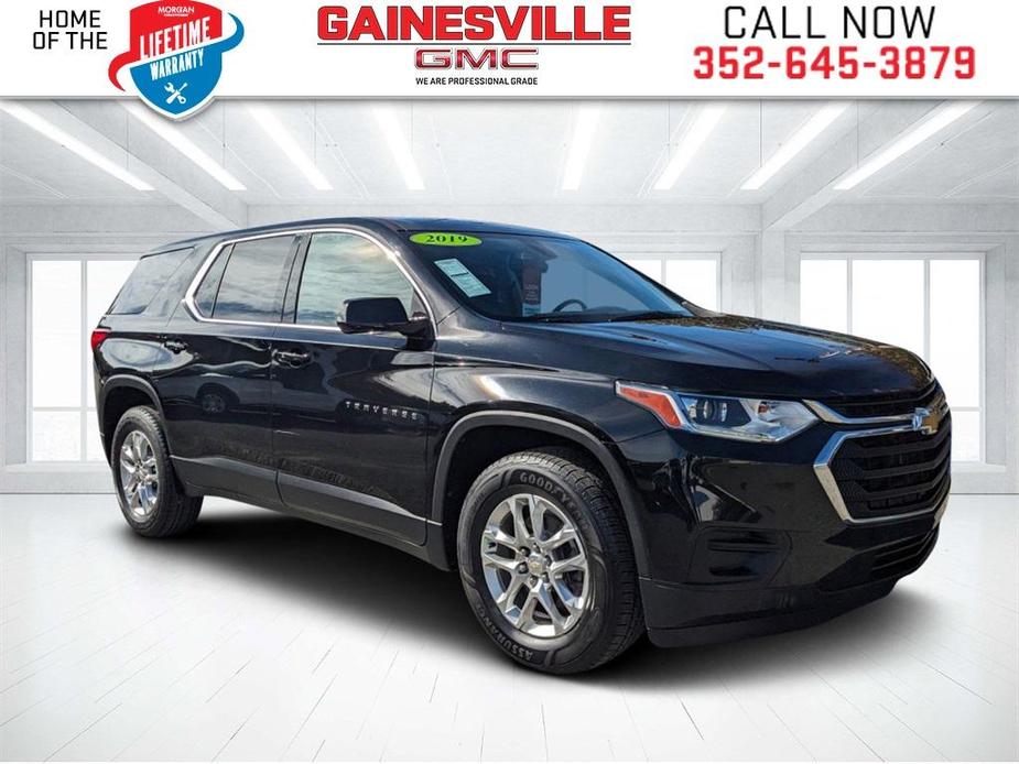 used 2019 Chevrolet Traverse car, priced at $18,486