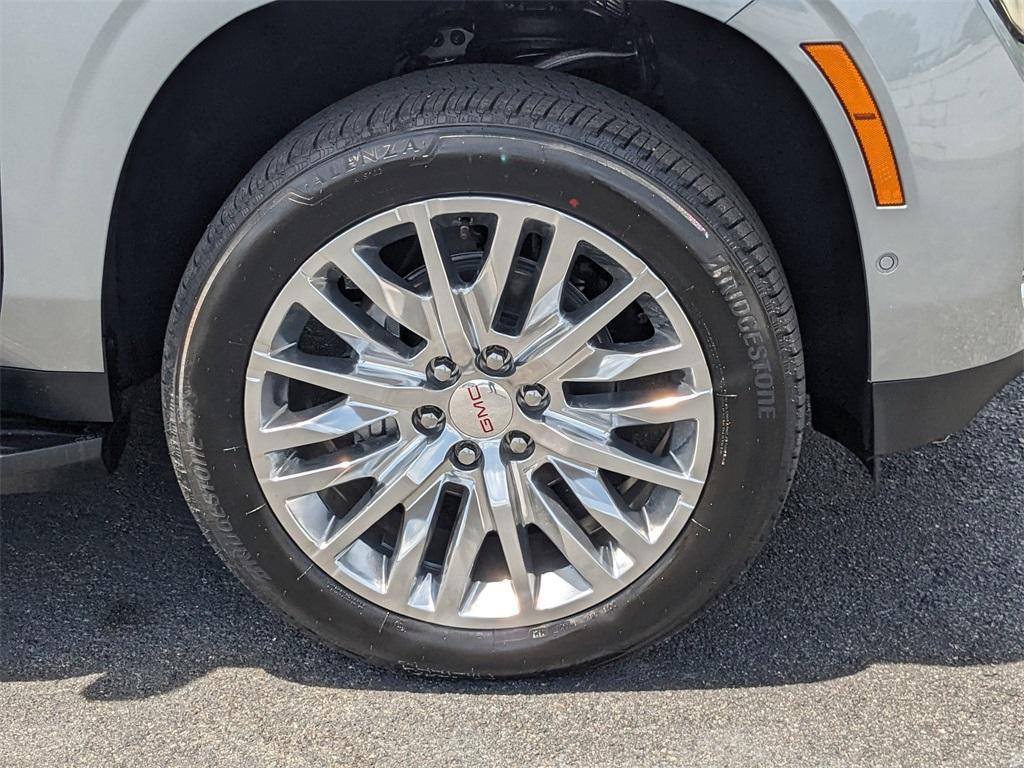 new 2025 GMC Yukon XL car, priced at $81,605