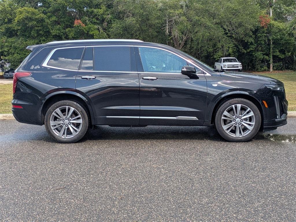 used 2023 Cadillac XT6 car, priced at $31,640