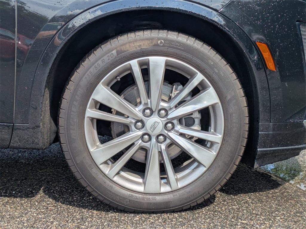 used 2023 Cadillac XT6 car, priced at $31,640