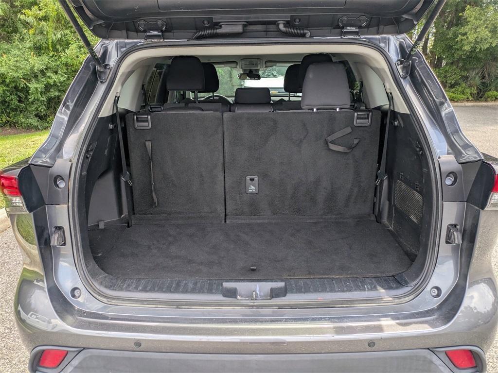 used 2020 Toyota Highlander car, priced at $25,705