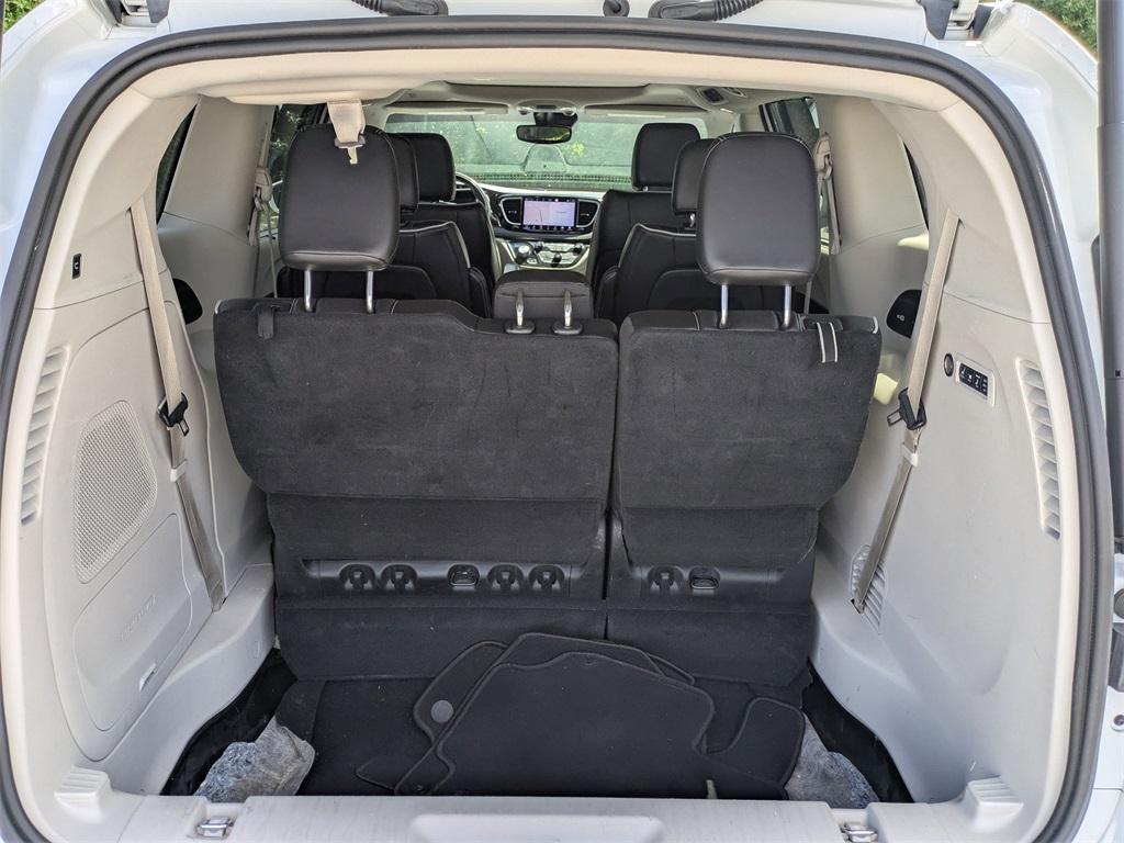 used 2022 Chrysler Pacifica car, priced at $25,627