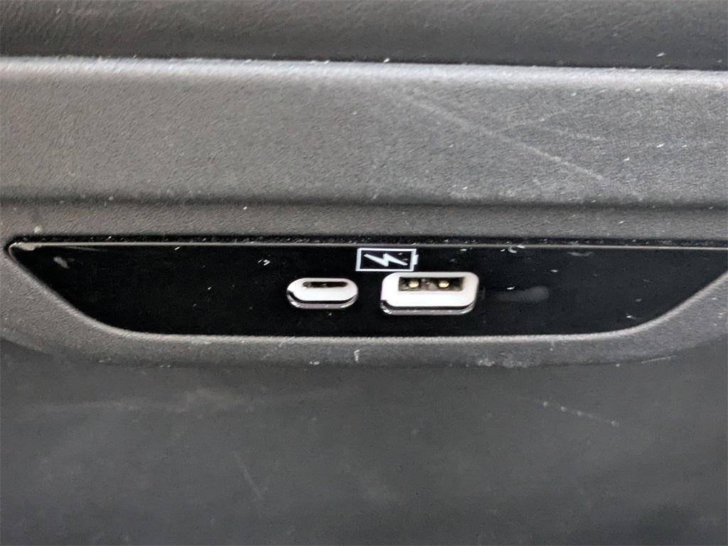 used 2022 Chrysler Pacifica car, priced at $25,627