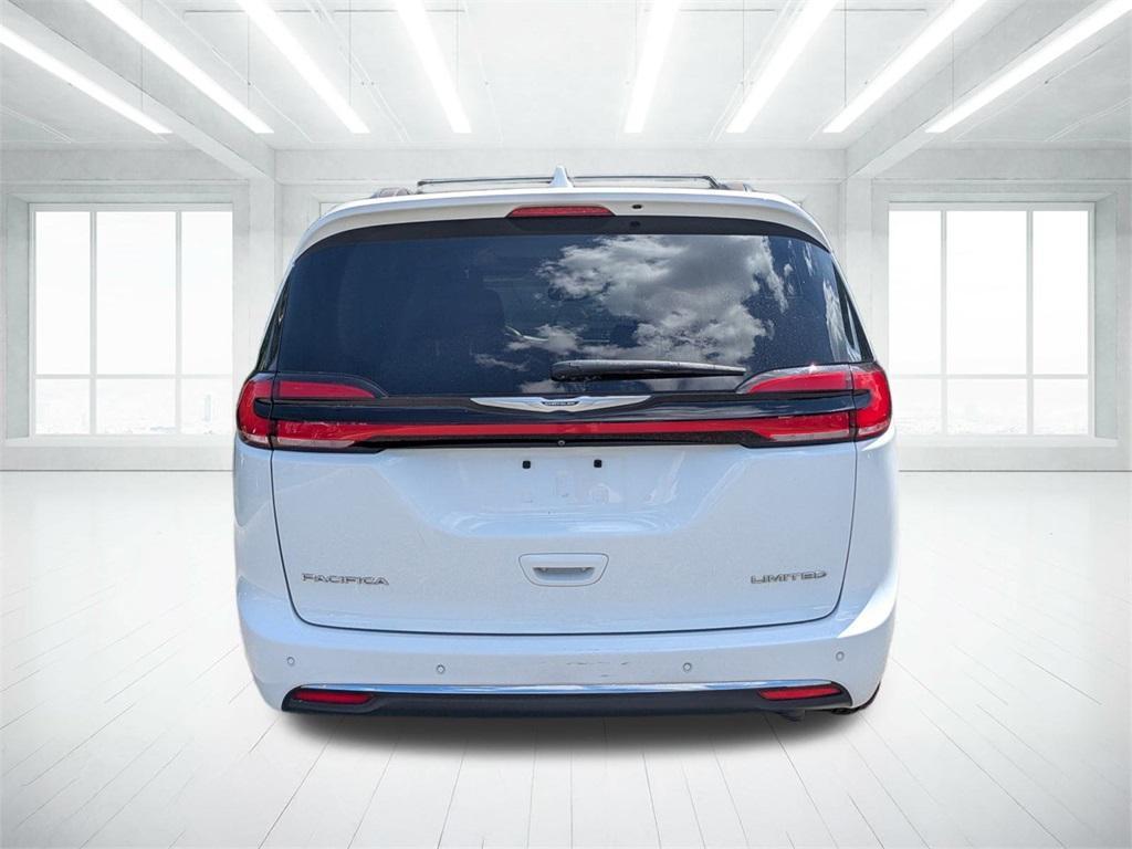 used 2022 Chrysler Pacifica car, priced at $25,627