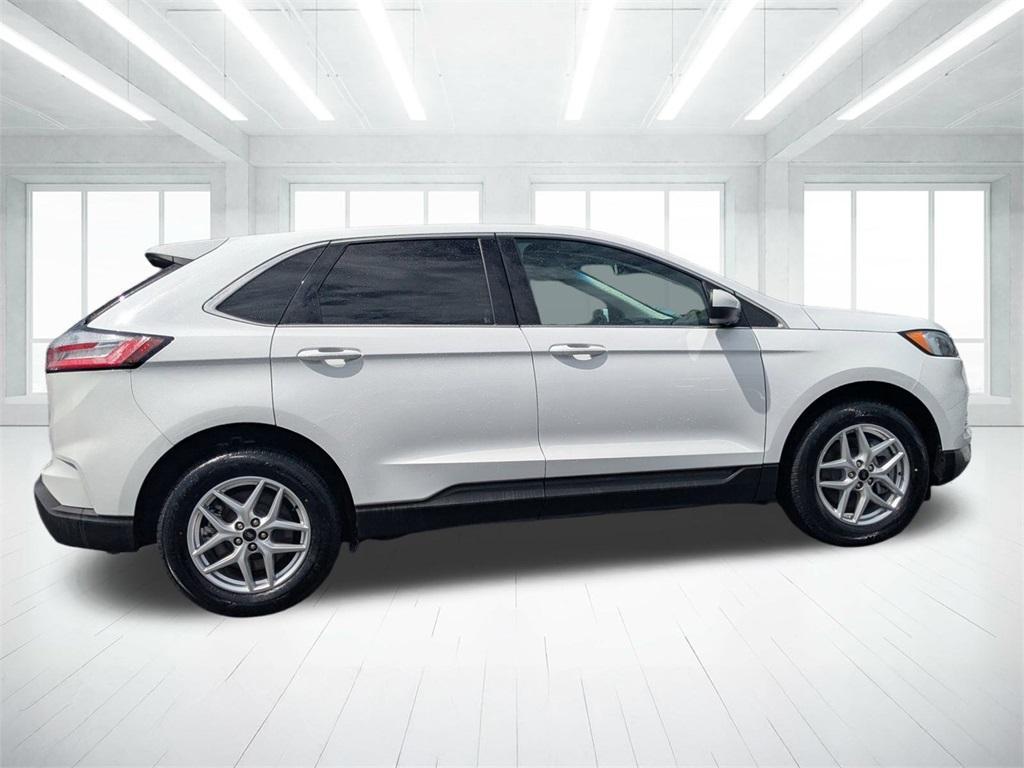 used 2024 Ford Edge car, priced at $23,500