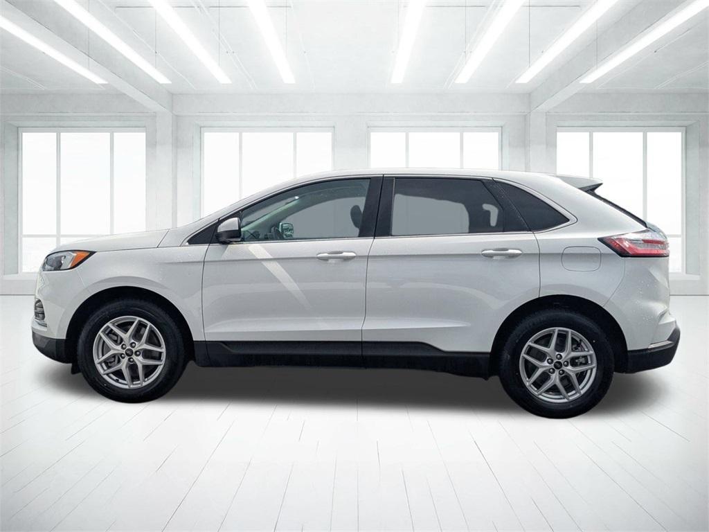used 2024 Ford Edge car, priced at $23,500