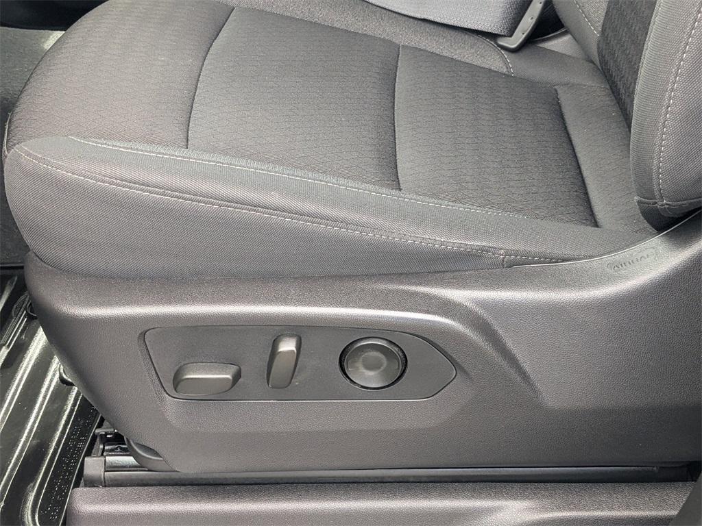 used 2024 GMC Sierra 1500 car, priced at $38,500