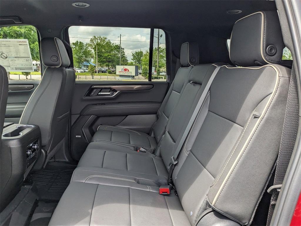 new 2025 GMC Yukon XL car, priced at $73,549