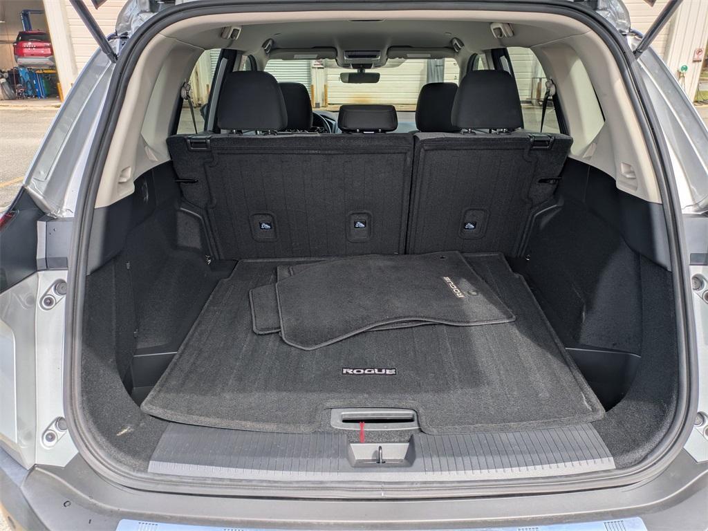 used 2022 Nissan Rogue car, priced at $20,419
