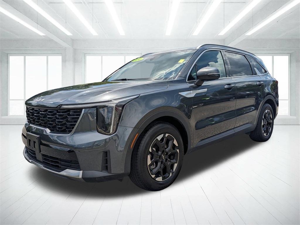used 2024 Kia Sorento car, priced at $28,991