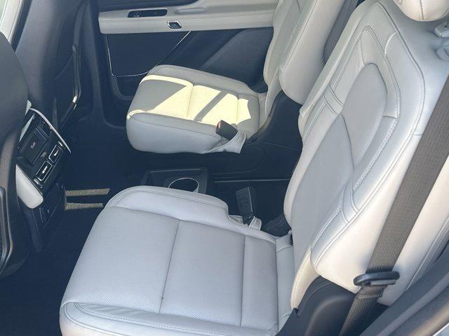 new 2025 Lincoln Aviator car, priced at $71,400