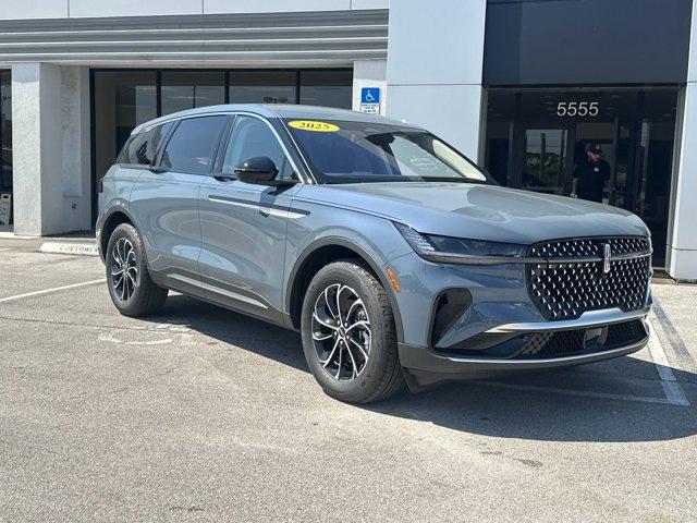 new 2025 Lincoln Nautilus car, priced at $55,235