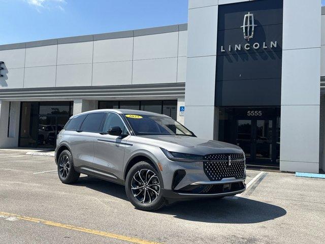 new 2025 Lincoln Nautilus car, priced at $55,235