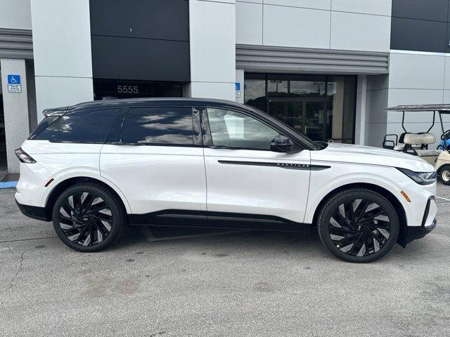 new 2024 Lincoln Nautilus car, priced at $56,347