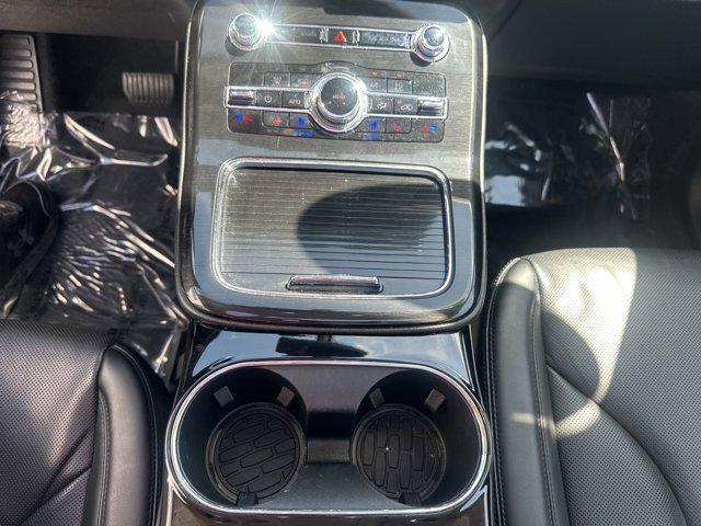used 2023 Lincoln Nautilus car, priced at $33,995
