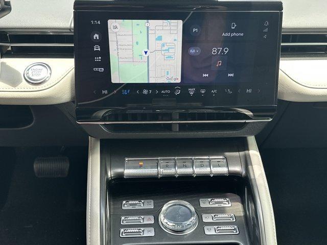new 2025 Lincoln Nautilus car, priced at $64,875