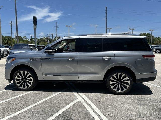 new 2024 Lincoln Navigator car, priced at $100,891