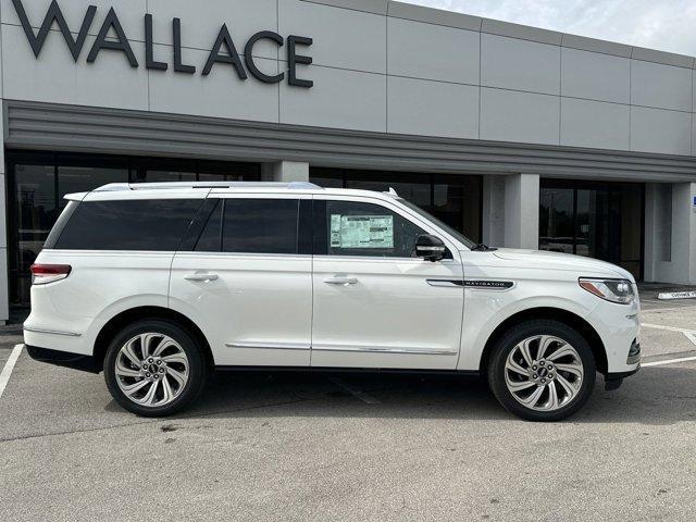 new 2024 Lincoln Navigator car, priced at $103,397