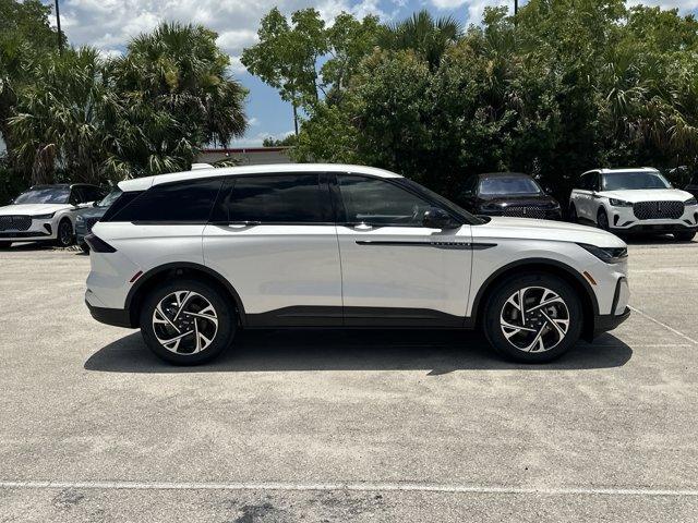 new 2025 Lincoln Nautilus car, priced at $53,986