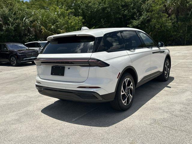new 2025 Lincoln Nautilus car, priced at $53,986
