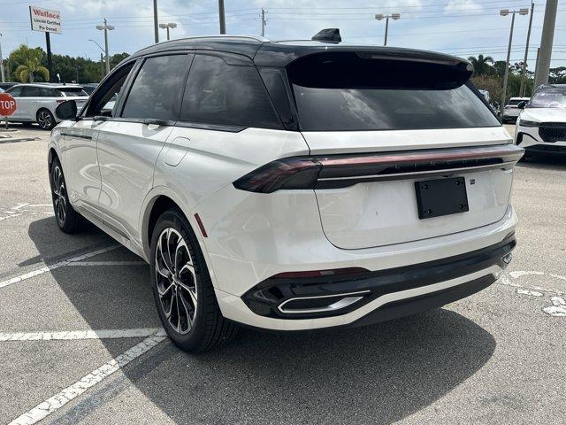 new 2025 Lincoln Nautilus car, priced at $61,877