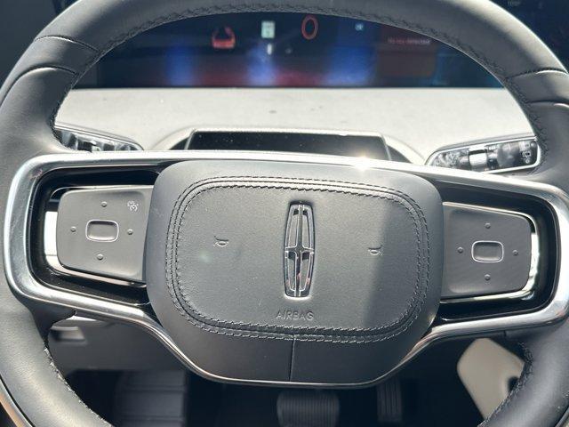 new 2025 Lincoln Nautilus car, priced at $66,874