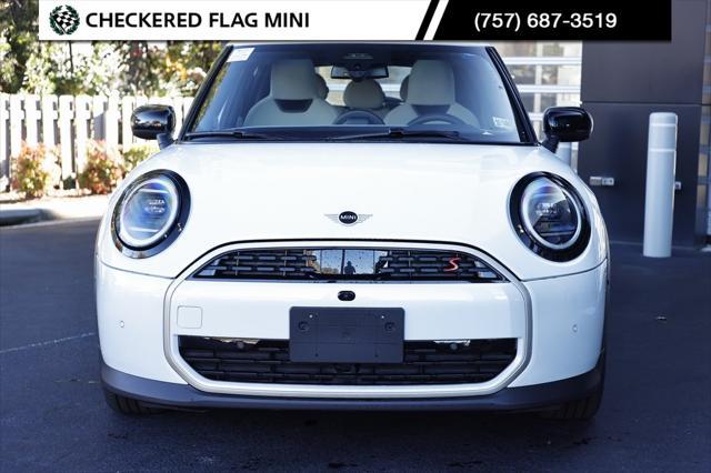 new 2025 MINI Hardtop car, priced at $39,345