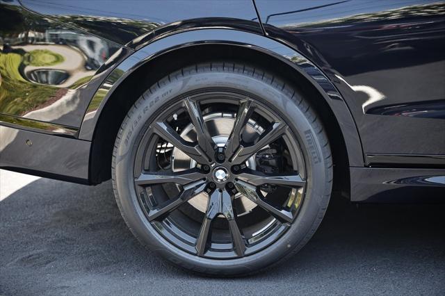 new 2026 BMW X7 car, priced at $94,080