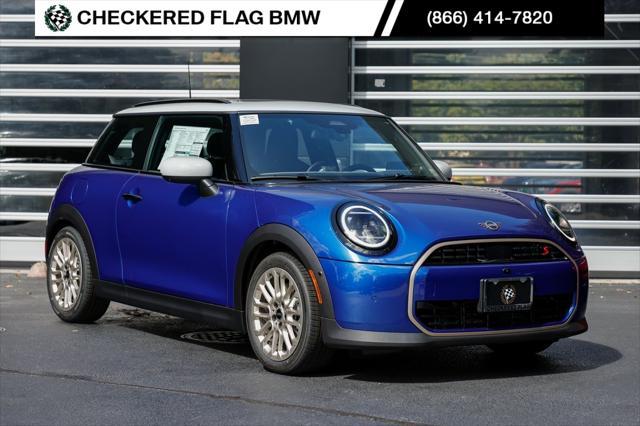 new 2025 MINI Hardtop car, priced at $39,500