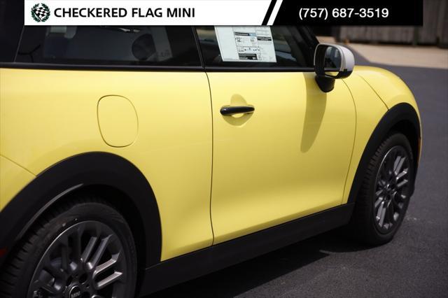 new 2025 MINI Hardtop car, priced at $36,735