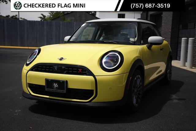 new 2025 MINI Hardtop car, priced at $36,735