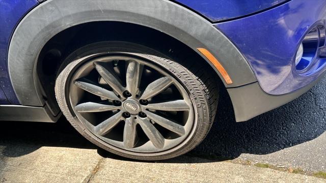 used 2019 MINI Hardtop car, priced at $18,999