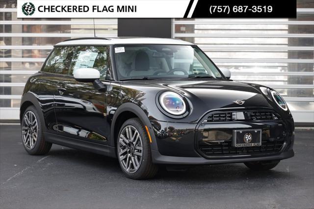 new 2025 MINI Hardtop car, priced at $32,930