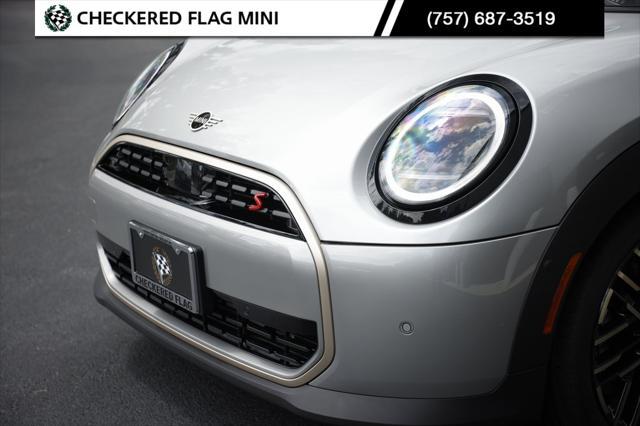 new 2025 MINI Hardtop car, priced at $36,875